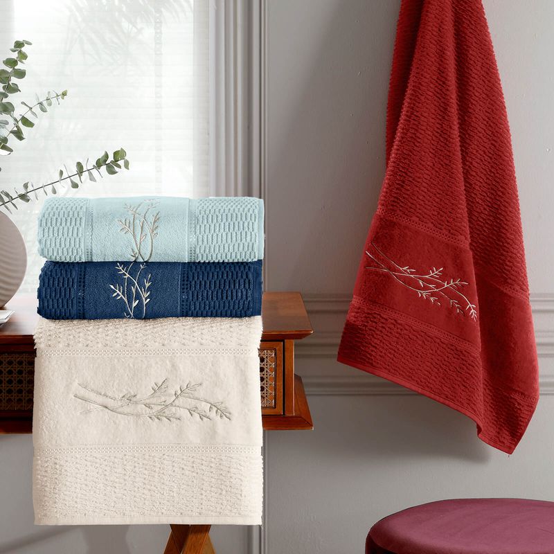 toalha-de-banho-70x140cm-em-algodao-460-gramas-com-bordado-buettner-ramos-cor-azul-mineral-vitrine